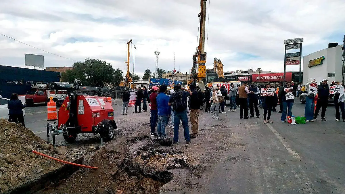 Protesta docentes en segundo piso